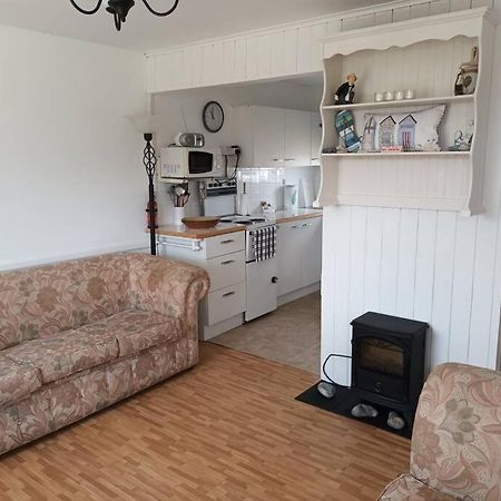 Homely 2 Bed On Popular Sunbeach Holiday Village- 5Min Walk To Beach, Near Great Yarmouth & Norfolk Broads Scratby Exteriér fotografie