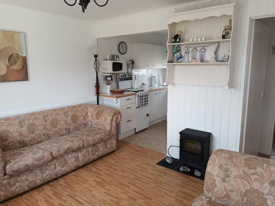 Homely 2 Bed On Popular Sunbeach Holiday Village- 5Min Walk To Beach, Near Great Yarmouth & Norfolk Broads Scratby Exteriér fotografie